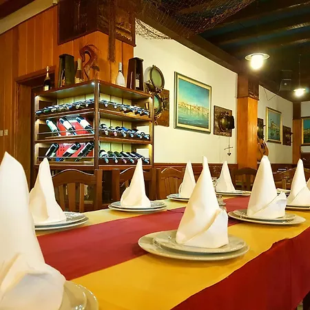 Oda ve Kahvaltı Palma Split